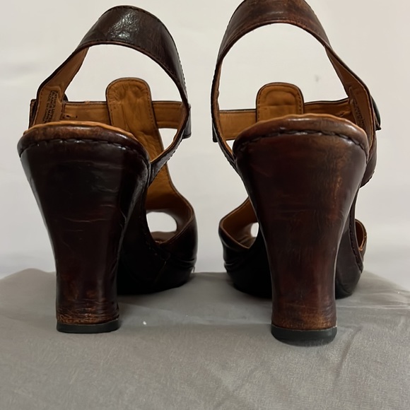 Born Crown Brown Leather Sandals women’s size 10 cross strap heels peep toe Boho - Picture 6 of 9